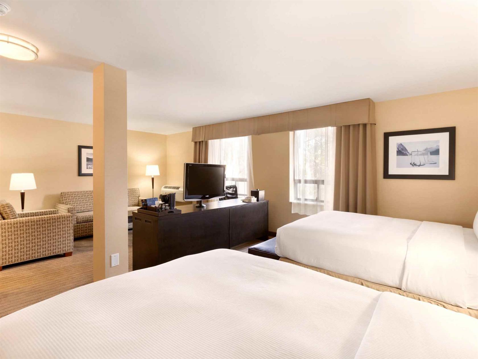 Travelodge Calgary Macleod Trail Экстерьер фото